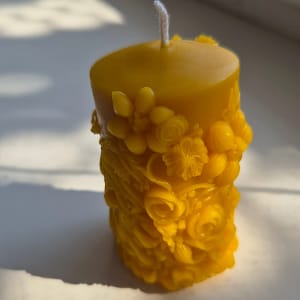 25 Bičių vaško žvakė „Sodo dovana“