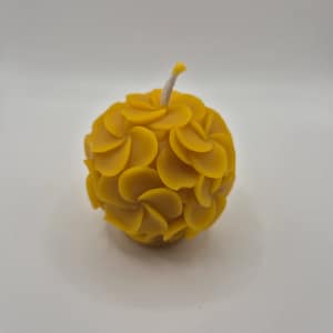 57-1.webp Bičių vaško žvakė „Žiedų burbulas“