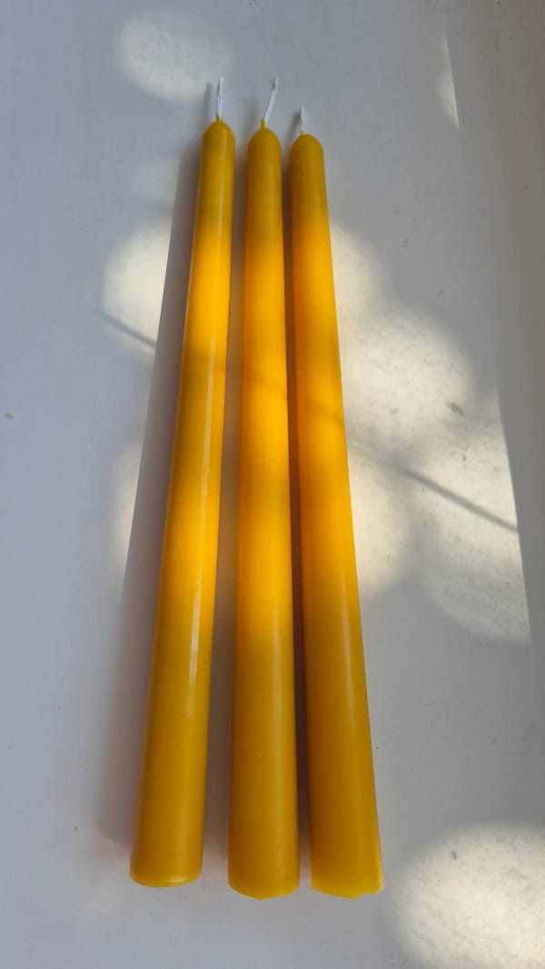 22-1.webp Bičių vaško žvakė „Ilga klasikinė“