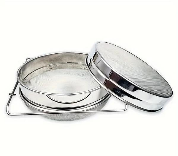 dvigubas sietas medaus sietas