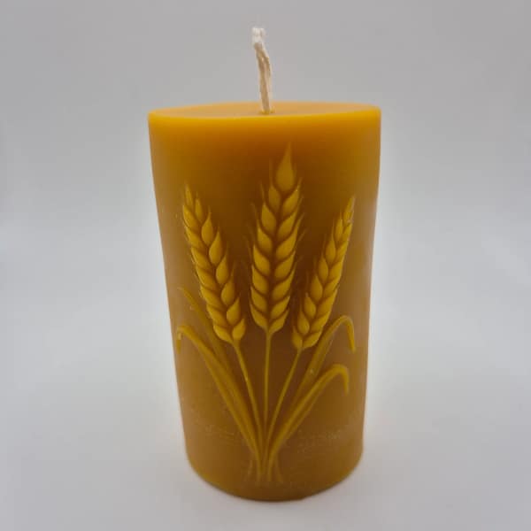 111-1.webp Bičių vaško žvakė „Cilindrinė su varpomis“