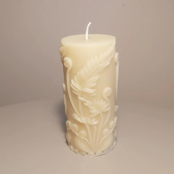 2 Bičių vaško žvakė „Paparčio tyla“