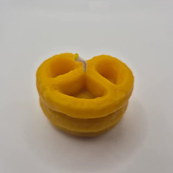 73-1.webp Bičių vaško žvakė „Riestainis“