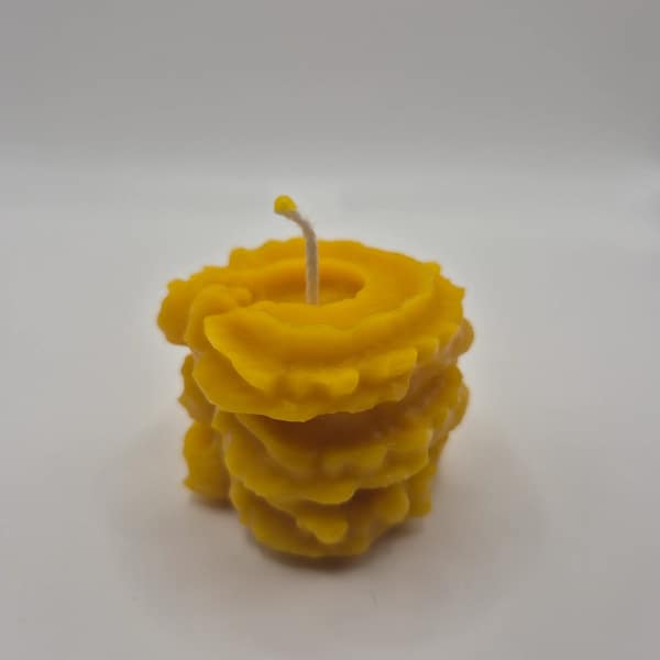 75-1.webp Bičių vaško žvakė „Pasagos sausainis“