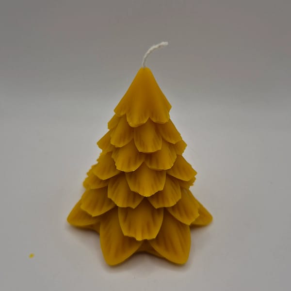 84 Bičių vaško žvakė „Klasikinė eglutė“